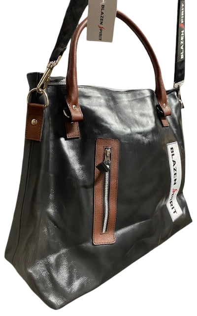 Large Leather Weather Resistant Branded Blazen Spirit Travel Bag